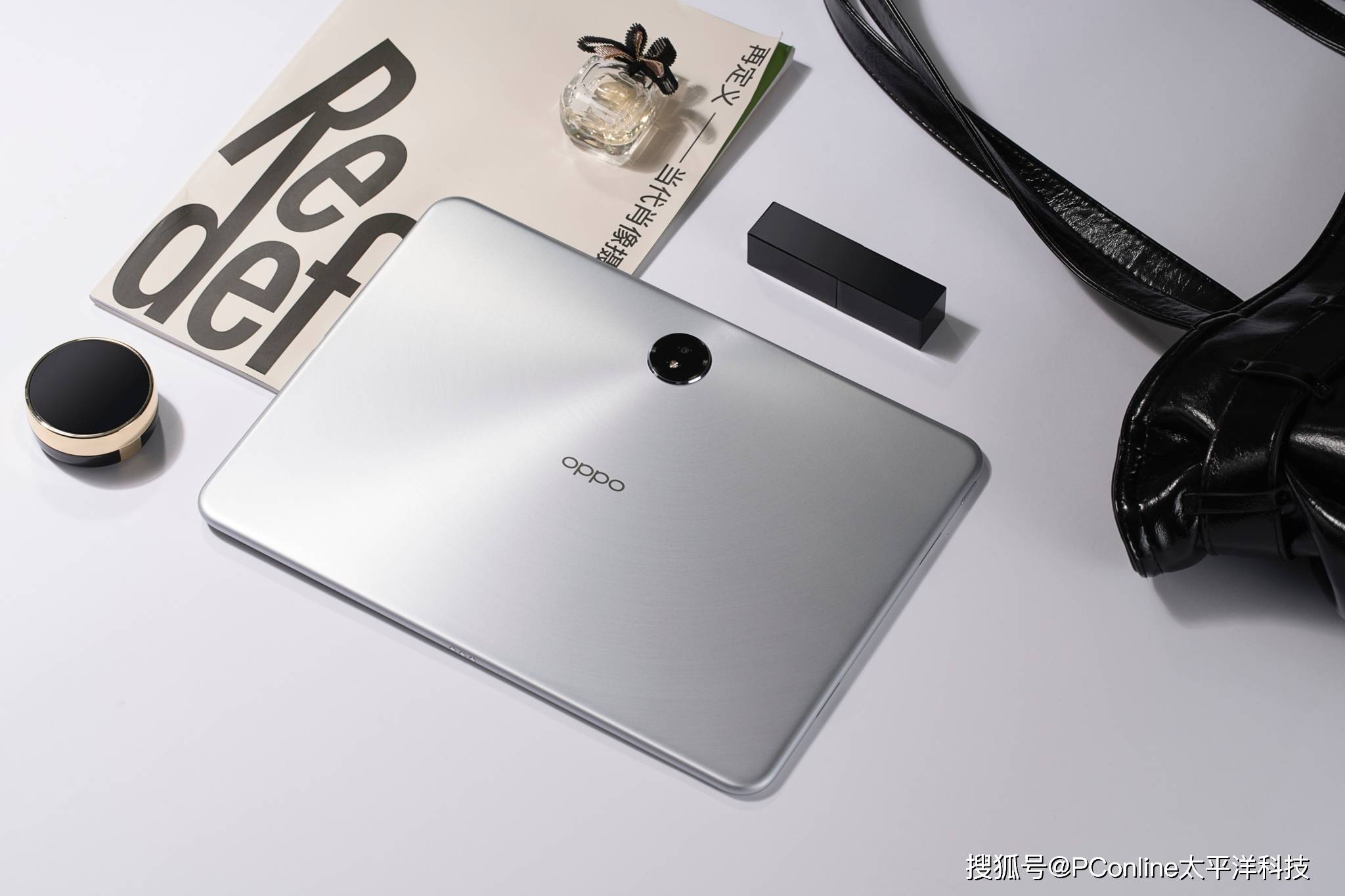 OPPO Pad 3星轨亮银图赏：颜值至上，性能超棒