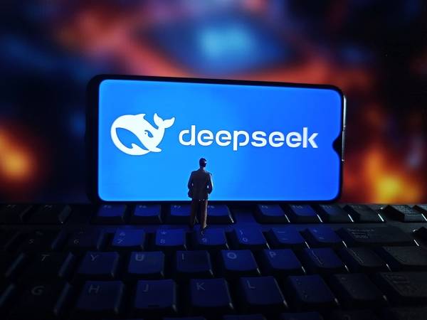 DeepSeek付费课质量参差不齐 所谓“独家秘籍”竟是公开资料