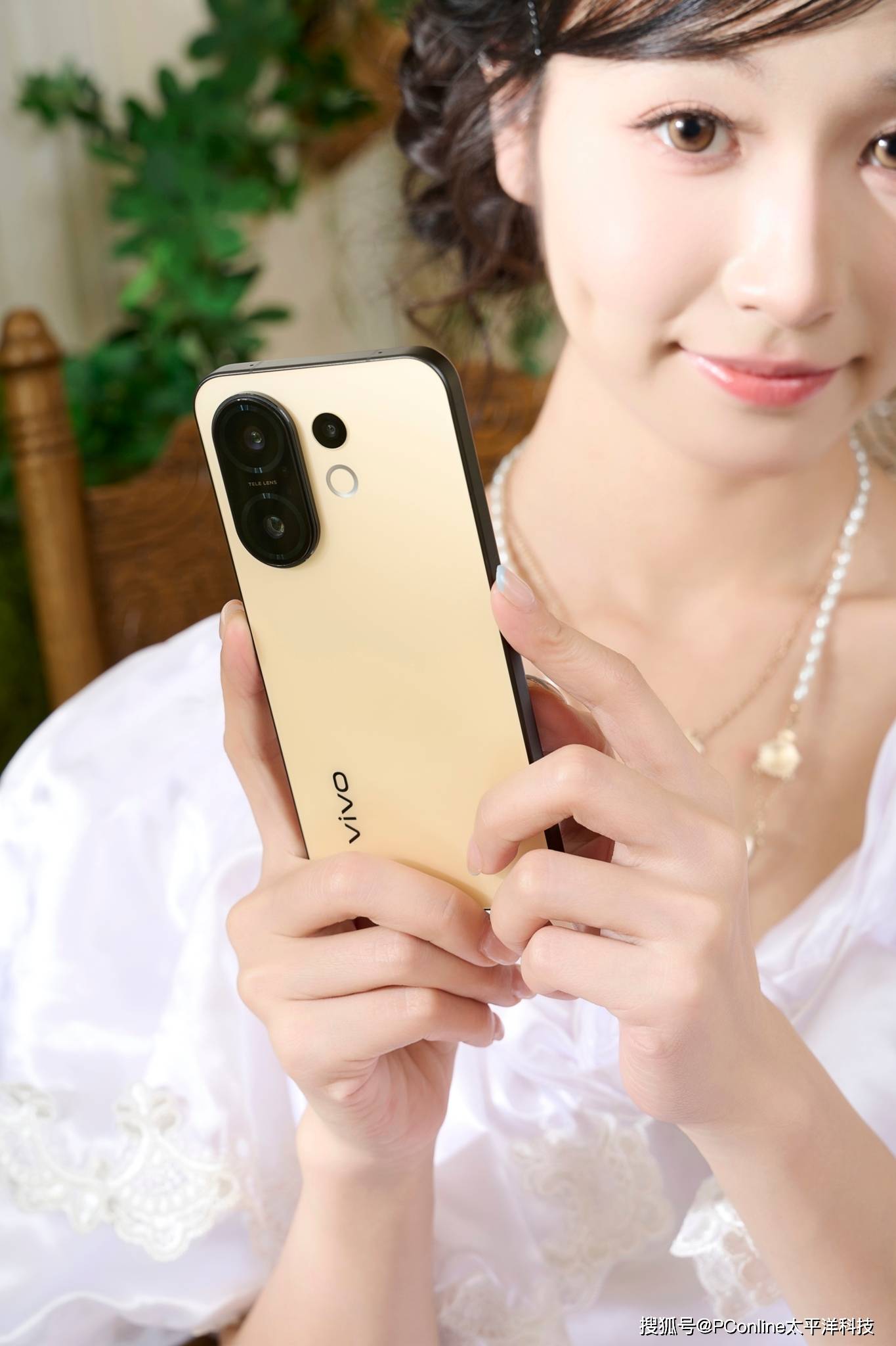 鲜Phone画报：vivo S30 Pro mini图赏：果味十足，清新明媚！