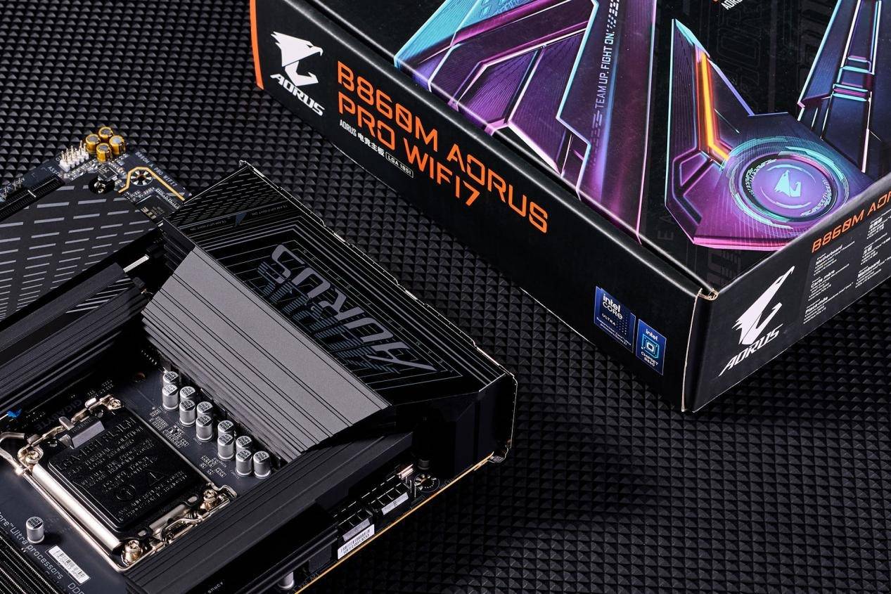 技嘉B860M AORUS PRO WIFI7 电竞雕主板深度评测：主流价位下的高端电竞利器