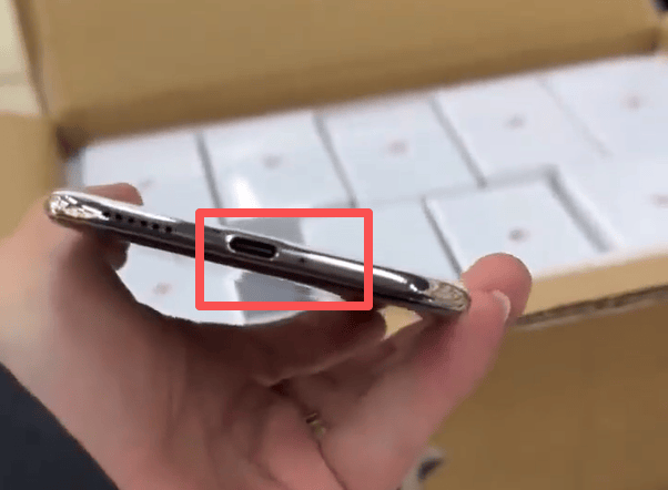 华为Mate 70 Air真机细节曝光：保留实体SIM卡槽，主打超薄大屏