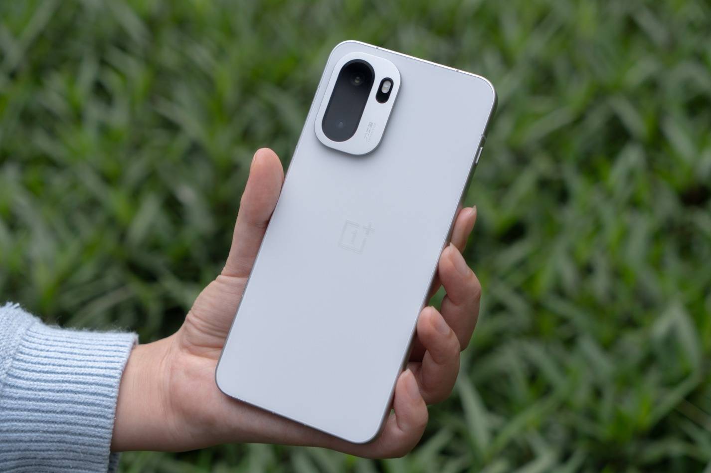 一加Ace 6：以性能新标尺，重塑满配体验