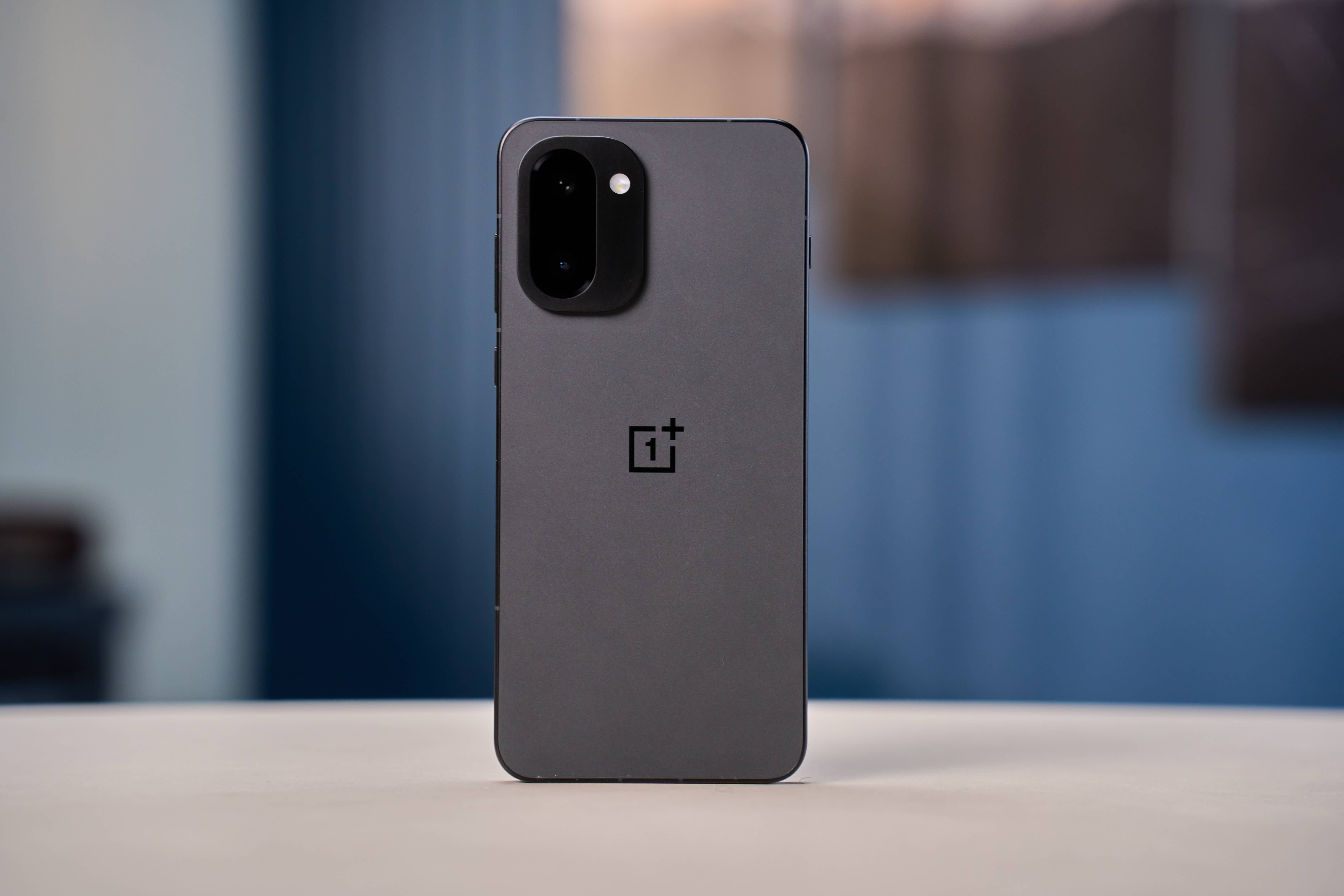 骁龙8 Gen 5+8300mAh大电池！一加 Ace 6T打造全新性价比之选