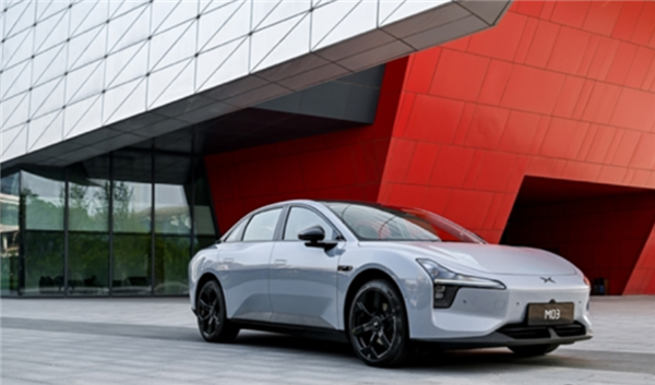 小鹏MONA系列再曝两款新车：4.4米A级SUV+旅行车D11T