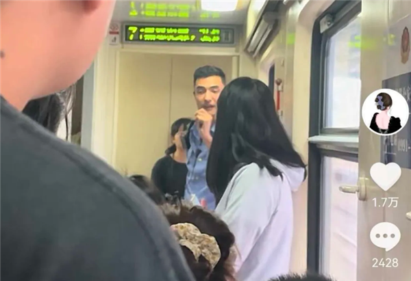 旅客从拉萨回南京全程45小时 坐了33小时后列车折返！12306回应