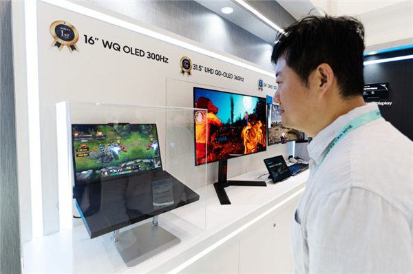 屏幕界卷王！三星展示全球首款300Hz笔记本OLED屏