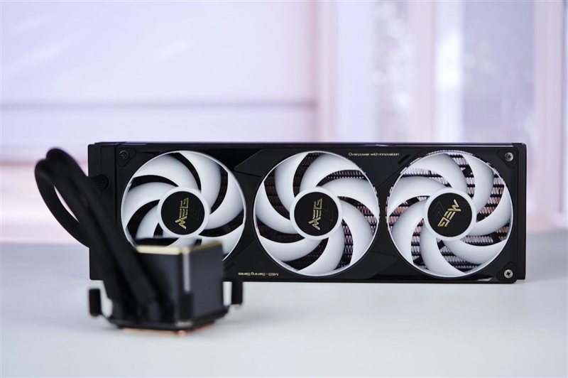 首款媲美分体水冷的一体水冷！微星CORELIQUID E15 360水冷散热器评测：目前为止 锐龙9 9950X3D最强性能释放