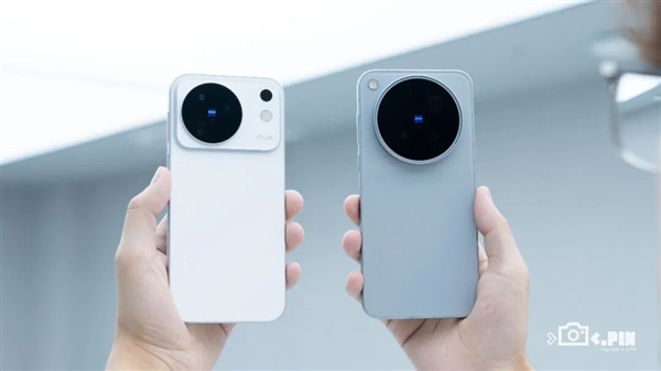 vivo X500标准版卖到5499 蓝厂率先给所有友商打了个样