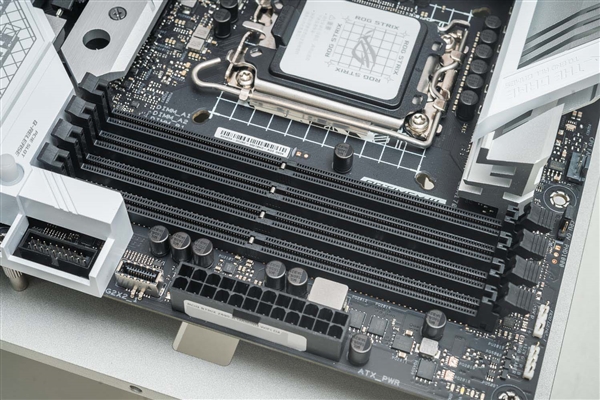 DDR5-9200!澜起科技官宣量产新一代CKD芯片